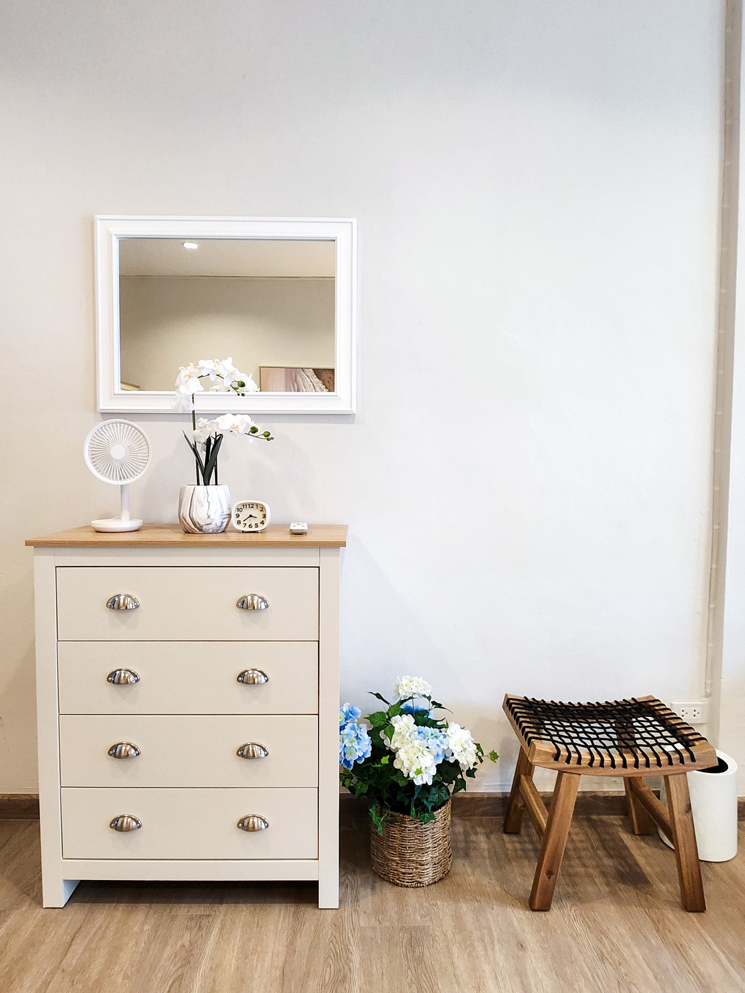 Bedroom nook